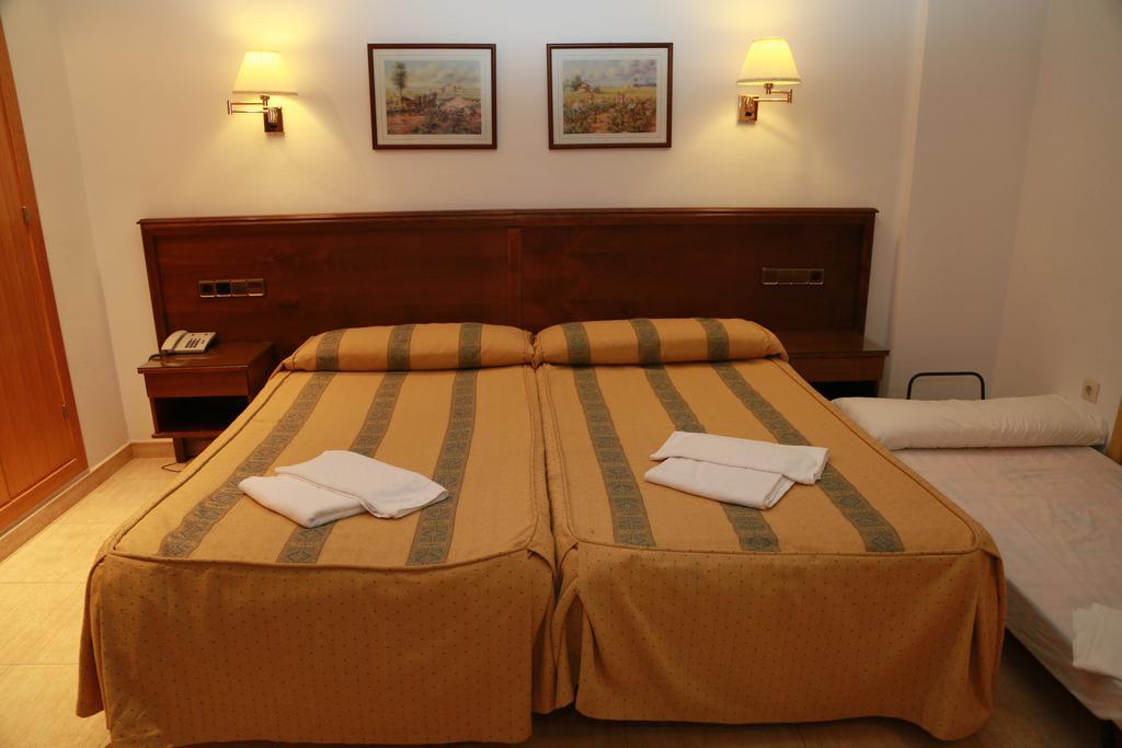 Hotel Tio Felipe การ์โบเนรัส ห้อง รูปภาพ